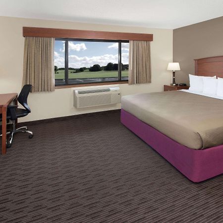 Americinn By Wyndham Grundy Center Esterno foto