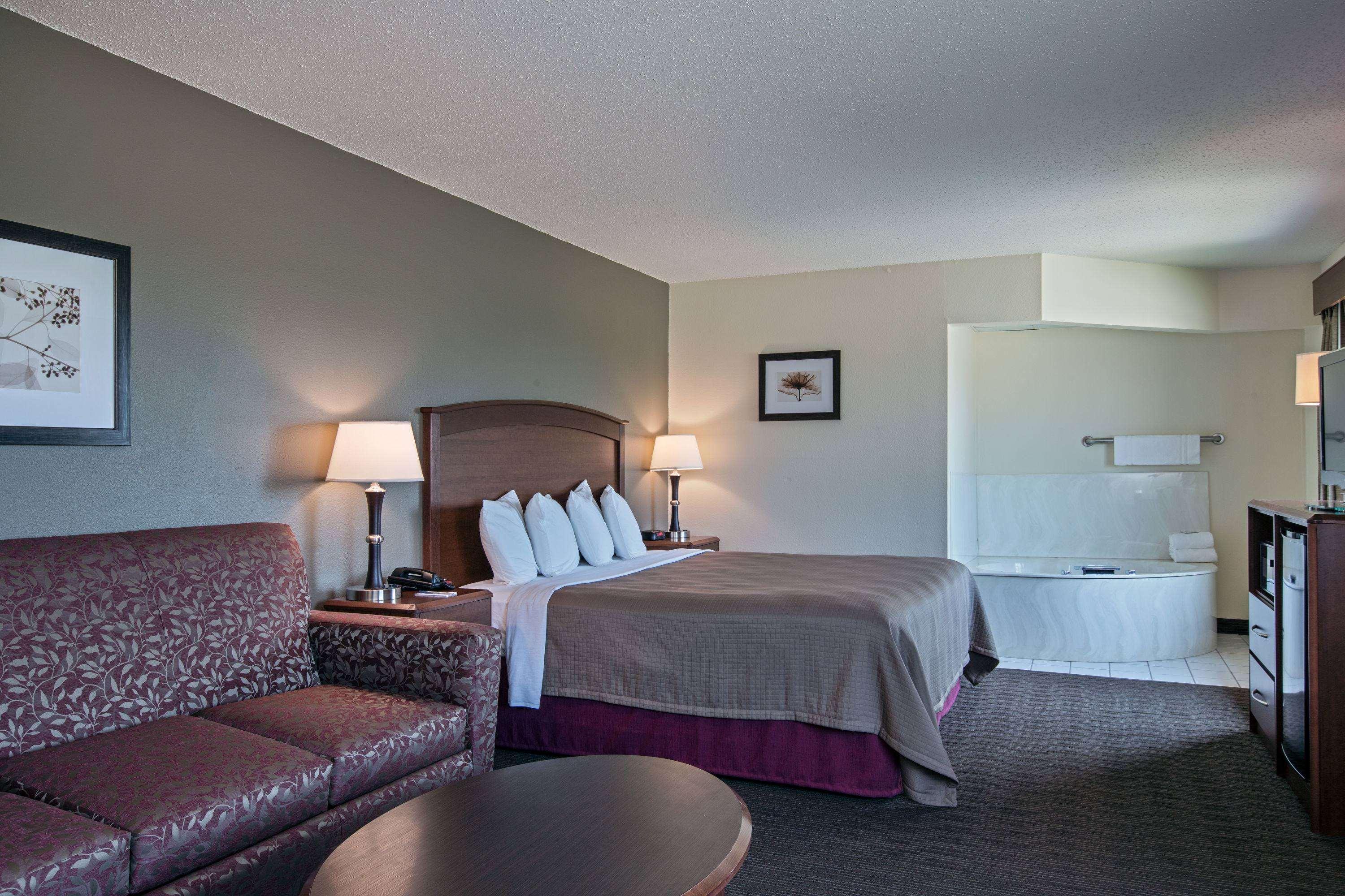 Americinn By Wyndham Grundy Center Esterno foto
