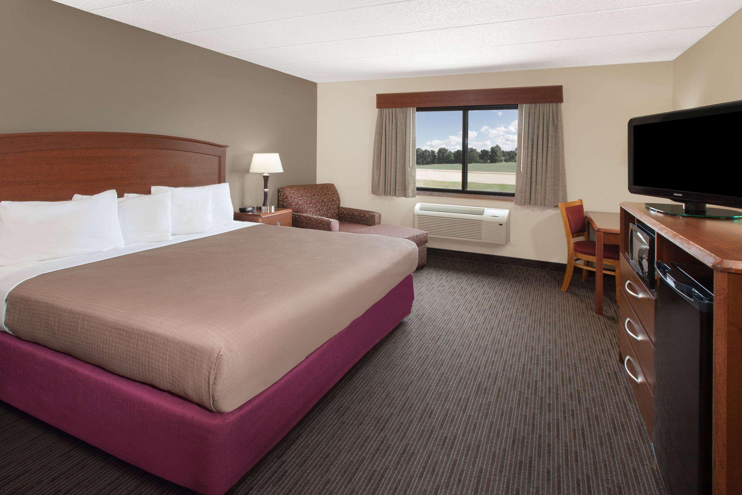 Americinn By Wyndham Grundy Center Esterno foto
