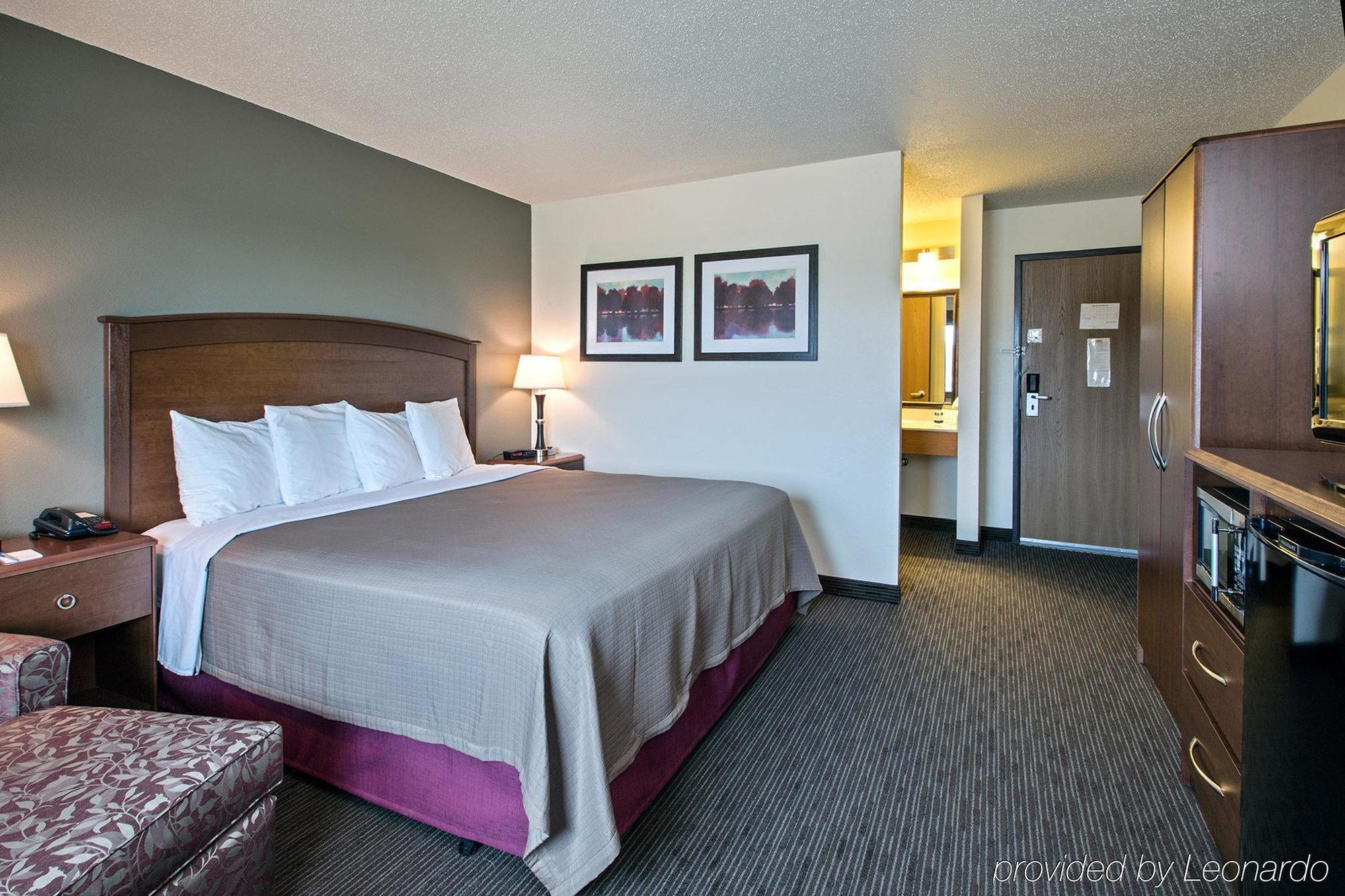 Americinn By Wyndham Grundy Center Esterno foto
